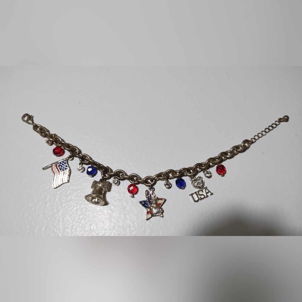 Vintage USA Charm Bracelet, Statue of Liberty, Flag, Liberty Bell